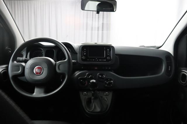 Fiat Panda Hybrid 1.0 GSE 51kW Mild-Hybrid, Sie sparen 3.500,00 € 20 % Rabatt MEGA PREIS ! Radio DAB, Bluetooth, Parksensoren hinten, Klimaanlage, Komfort Paket, Bordcomputer, Heckscheibenheizung, Servolenkung uvm. 