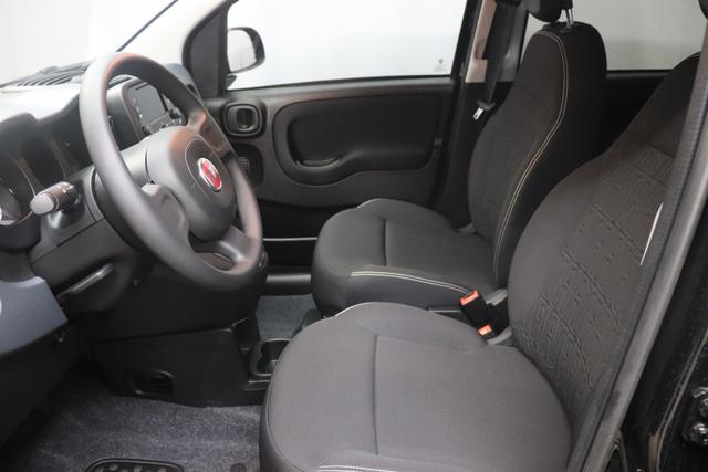 Fiat Panda Hybrid 1.0 GSE 51kW Mild-Hybrid, Sie sparen 3.500,00 € 20 % Rabatt MEGA PREIS ! Radio DAB, Parksensoren hinten, Klimaanlage, Nebelscheinwerfer, Abgedunkelte Scheiben, Dachreling, Heckscheibenheizung, Servolenkung, 15" Design-Stahlfelgen, uvm. 