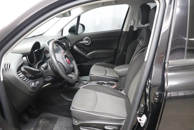 Fiat 500X Pop Star 1.4 103kW Komfort Paket, 2-Zonen-Klimaautomatik, Sitzheizung, 5" Navigationssystem, Freisprecheinrichtung, Geschwindigkeitsbegrenzer, Einparkhilfe hinten, Nebelscheinwerfer, Keyless-/Go, uvm. 