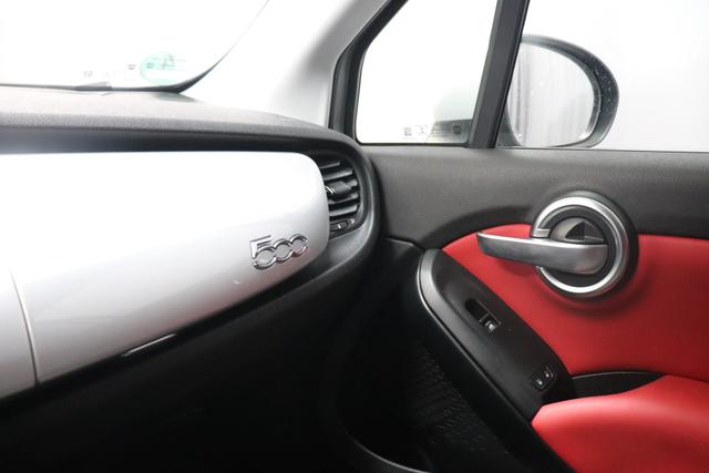 Fiat 500X Pop Star 1.6 E-torQ 4x2 Navigationssystem, Radio, Bluetooth, 2-Zonen Klimaautomatik, Sitzheizung, Lenkradheizung, Einparkhilfe hinten, 16" Leichtmetallfelgen uvm. 