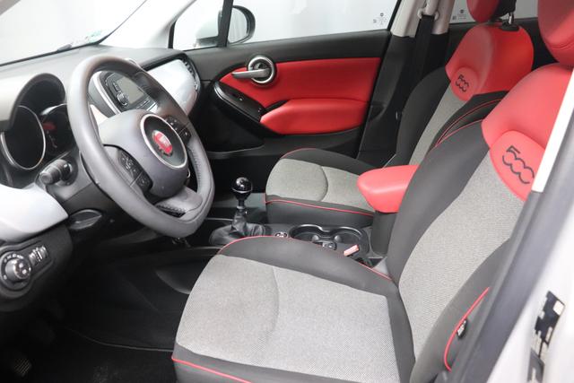 Fiat 500X Pop Star 1.6 E-torQ 4x2 Navigationssystem, Radio, Bluetooth, 2-Zonen Klimaautomatik, Sitzheizung, Lenkradheizung, Einparkhilfe hinten, 16" Leichtmetallfelgen uvm. 