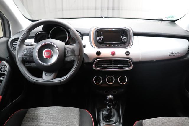 Fiat 500X Pop Star 1.6 E-torQ 4x2 Navigationssystem, Radio, Bluetooth, 2-Zonen Klimaautomatik, Sitzheizung, Lenkradheizung, Einparkhilfe hinten, 16" Leichtmetallfelgen uvm. 