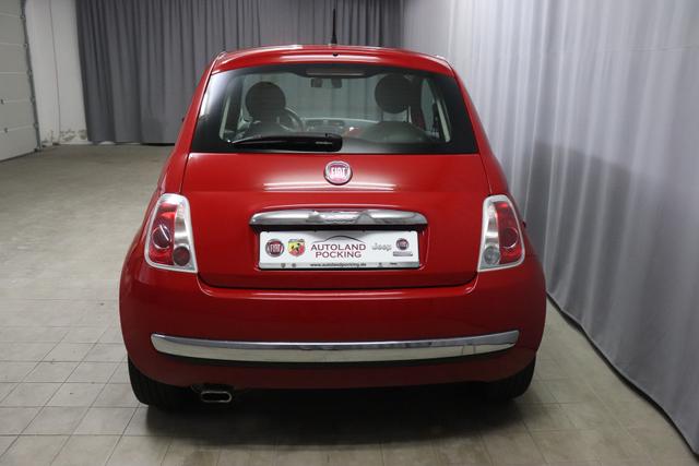 Fiat 500 Lounge 1,2 51 kW (69 PS) Klimaautomatik, Blue&Me Radio/CD mit Bluetooth Freisprecheinrichtung, AUX-Schnittstelle, 16" Leichtmetallfelgen, uvm. 