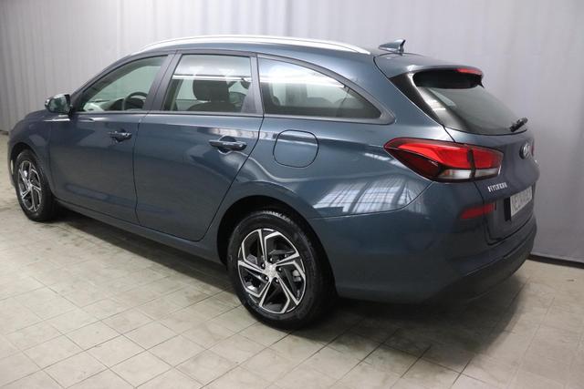 Hyundai i30 Kombi Comfort CP 1.5 81kW FL, 5 Jahre Herstellergarantie MEGA PREIS ! Sitzheizung, Klimaanlage, Radio DAB, Freisprecheinrichtung, Lichtsensor, Geschwindigkeitsbegrenzer, Spurassistent, PDC hinten, Nebelscheinwerfer, 16 Zoll Leichtmetallfelgen, uvm. 