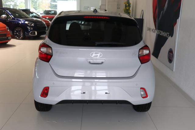 Hyundai i10 i Line Plus 1.0 49 kW MEGA PREIS ! 5 Jahre Garantie (67 PS) Klimaanlage, Radio/DAB, Bluetooth, Apple CarPlay & Android Auto, Einparkhilfe hinten, Lichtsensor, Fahrersitz höhenverstellbar, 15" Leichtmetall-Felgen, uvm. 