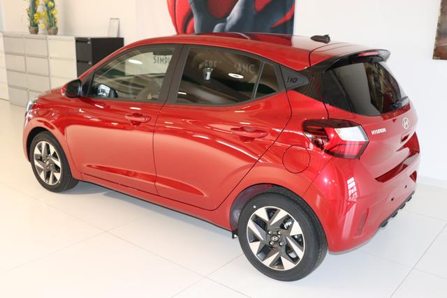 Hyundai i10 Trend Line 1.2 61 kW MEGA PREIS ! 5 Jahre Garantie (84 PS) Radio inkl. DAB Android Auto, Apple CarPlay, Klimaautomatik, höhenverstellbarer Fahrersitz, Sitzheizung, Rückfahrkamera, 15" Leichtmetallfelgen uvm. 