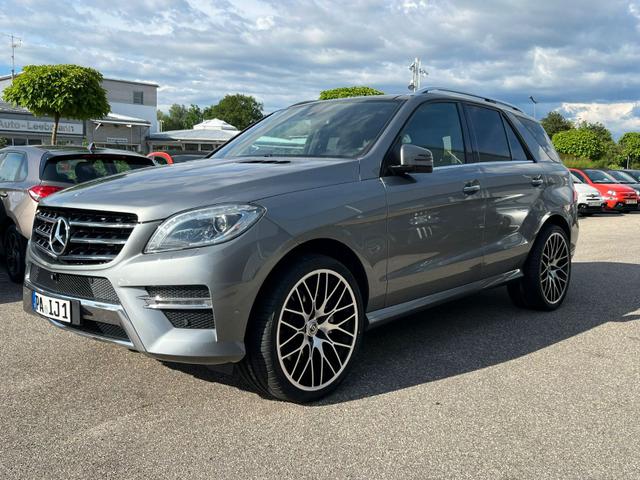 Mercedes-Benz ML-Klasse - 500 5.0 300kW V8, AMG Paket, Panoramadach, 3-Zonen Klimaautomatik, Sitzlüftung, Sitzheizung, Navigationssystem, 360° Kamera, Freisprecheinrichtung, Bergabfahrkontrolle, Notrad, 22