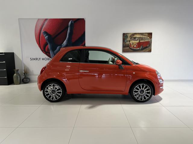 Fiat 500 Hatchback MY23 1.0 GSE Hybrid DOLCEVITA 562 - Sicilia Orange