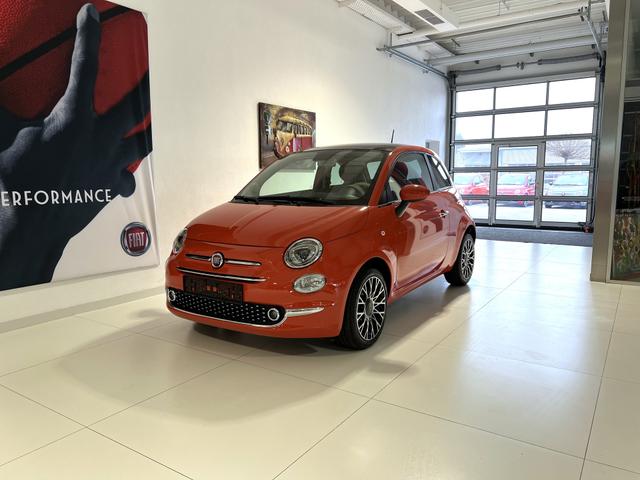 Fiat 500 - DOLCEVITA 1,0 Hybrid, Tech-Paket - Radio mit 7"-Bildschirm Navigationssystem, Multifunktionslenkrad, Lichtsensor- und Regensensor, Klimaautomatik, 16"-Leichtmetallfelgen, Getönte Seitenscheiben hinten, Parksensoren hinten uvm.