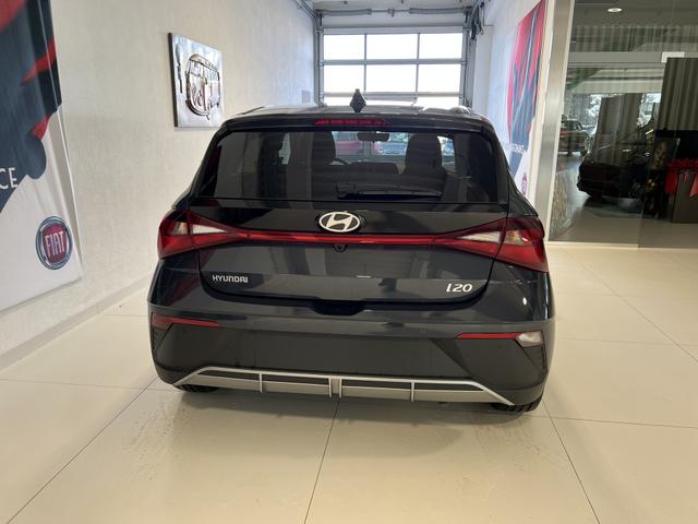 Hyundai i 20 1,2 Family Aurora Gray Perl