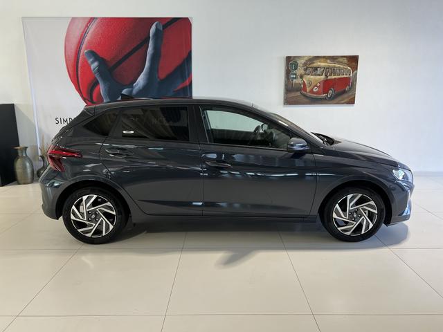 Hyundai i 20 1,2 Family Aurora Gray Perl