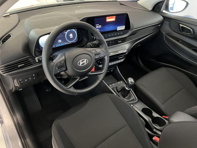 Hyundai i 20 1,0 T GDI 100 PS Family Lumen Grey Pearl