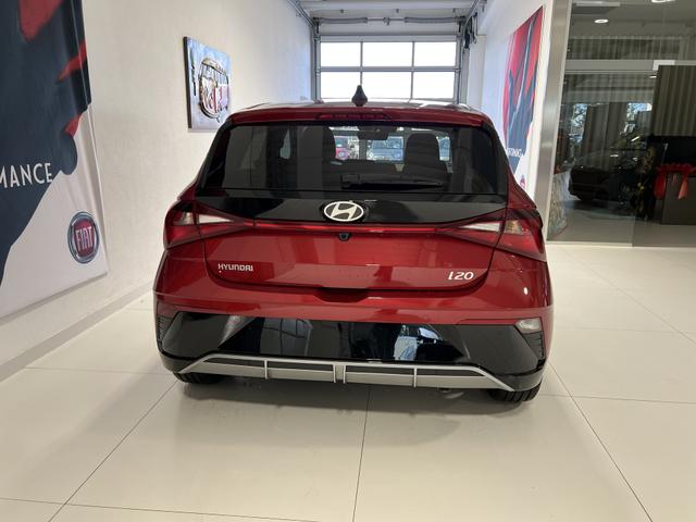 Hyundai i 20 1,0 T GDI 100 PS Family Dragon Red Perl