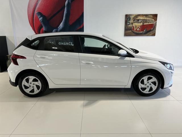 Hyundai i20 1,2 Comfort Atlas White, Beispielbilder