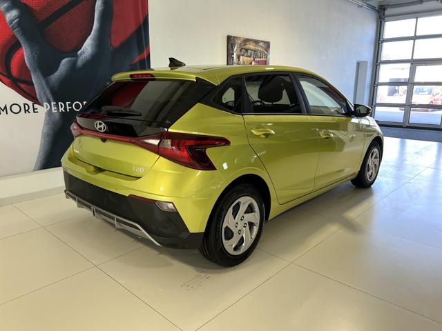 i20 GO! Lucid Lime Metallic, Beispielbilder, teilweise mit Sonderausstattung