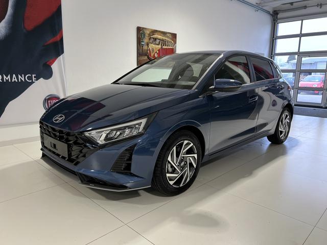 Hyundai i20 - GO+ 1.0 T-GDI 74 kW (101 PS) Navigationssystem, Klimaautomatik, Rückfahrkamera, DAB, Apple CarPlay, Android Auto, Sitzheizung, Lenkradheizung, Spurassistent, Tempolimit-Assistent, 16"-Leichtmetallfelgen, Virtual Cockpit, uvm. Lagerfahrzeug