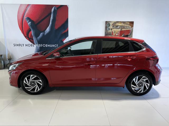 Hyundai i20 GO Plus 1.0 T-GDI MT Dragon Red, Beispielbilder