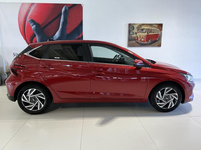 Hyundai i20 GO Plus 1.0 T-GDI MT Dragon Red, Beispielbilder, teilweise mit Sonderausstattung