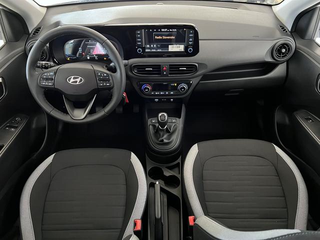 Hyundai i10 Go Plus 1.0 Atlas White, Beispielbilder, teilweise mit Sonderausstattung