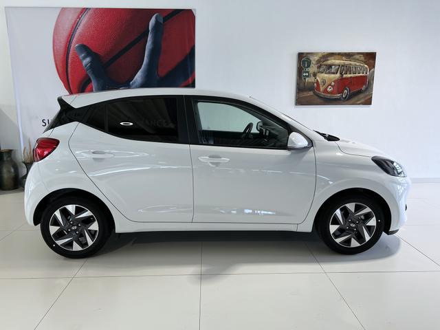 Hyundai i10 Go Plus 1.0 Atlas White, Beispielbilder, teilweise mit Sonderausstattung