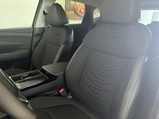 Hyundai Tucson GO Plus Abyss Schwarz