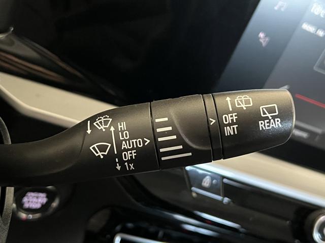 Opel Mokka Ikone Grün