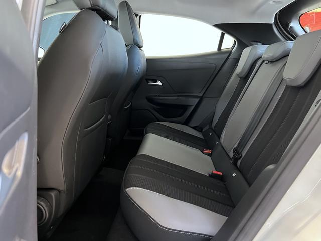 Opel Mokka Arktis White