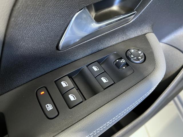 Opel Mokka Kontrast Grau