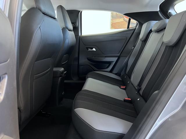 Opel Mokka Kontrast Grau