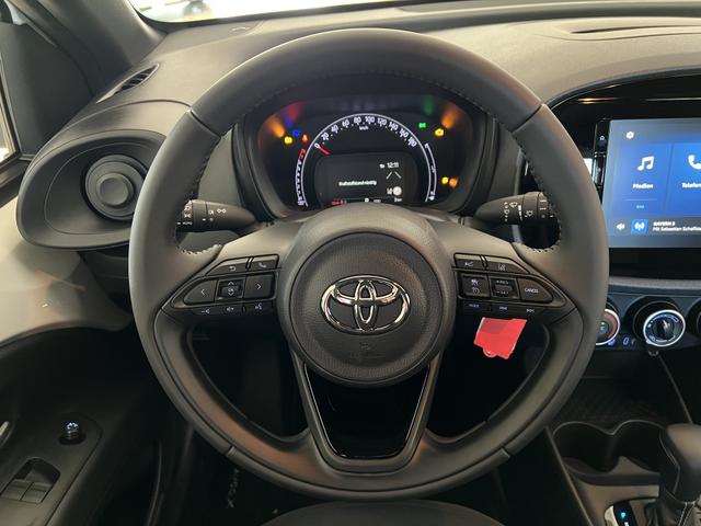 Toyota AygoX