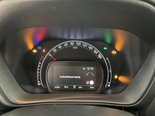 Toyota AygoX