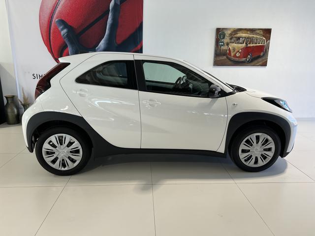 Toyota AygoX