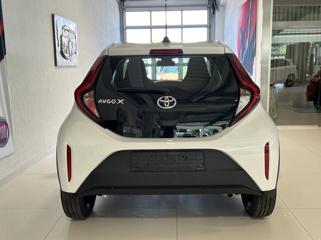 Toyota AygoX