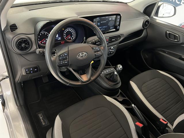 Hyundai i10 Edition 30