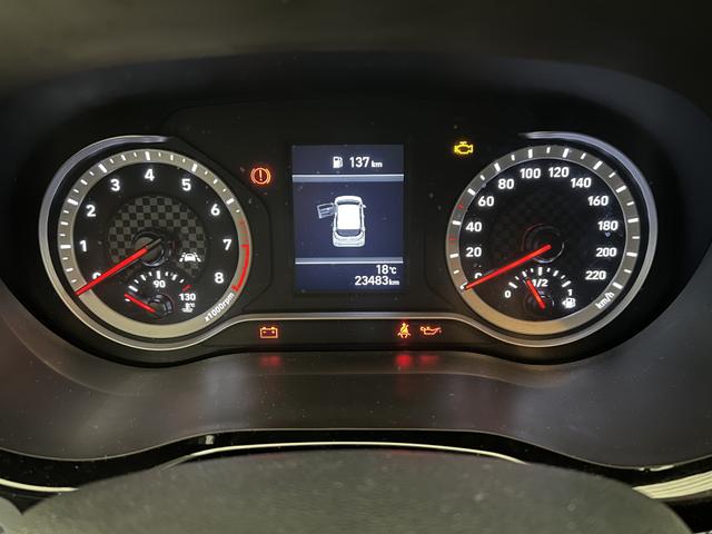 Hyundai i10 Edition 30