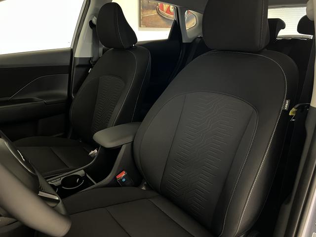 Kona EV GO Meta Blue Pearl