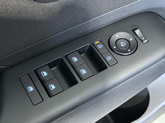 Hyundai Kona EV Sailing Blue