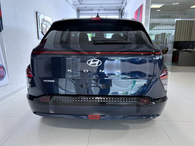 Hyundai Kona EV Sailing Blue
