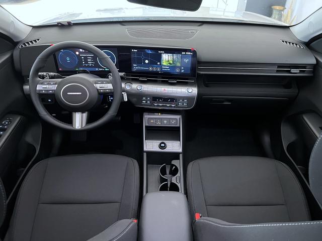 Hyundai Kona EV Atlas White