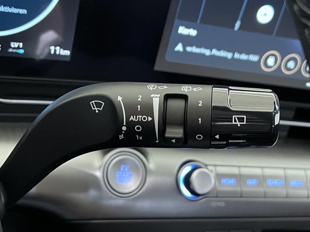 Hyundai Kona EV Atlas White