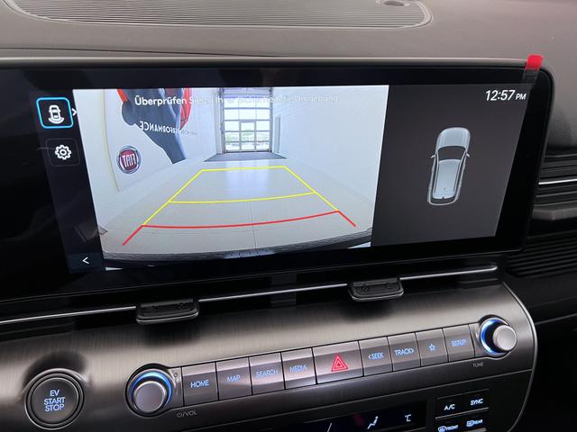 Hyundai Kona EV Atlas White