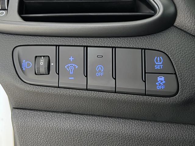 Hyundai i30 GO Atlas White