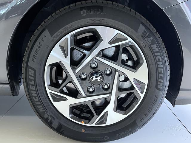 Hyundai i30 Ecotronic Gray