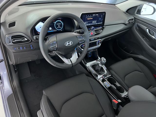 Hyundai i30 GO Meta Blue Pearl