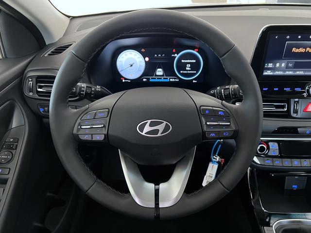 Hyundai i30 GO Meta Blue Pearl