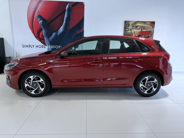 Hyundai i30 DCT GO Ultimate Red