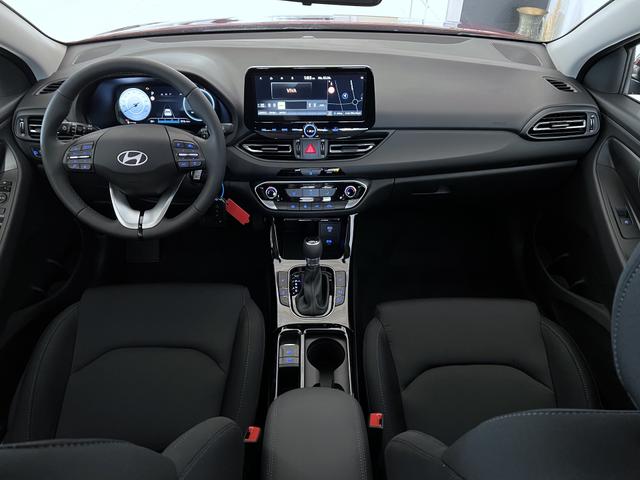 Hyundai i30 DCT GO Ultimate Red