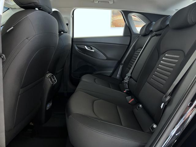 Hyundai i30 GO Abyss Black