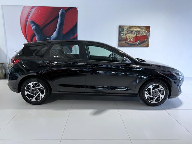 Hyundai i30 GO Abyss Black