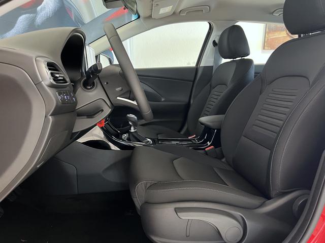 Hyundai i30 Go Engine Red